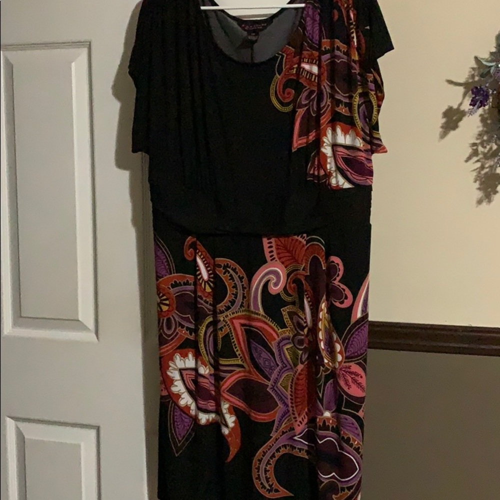 Signature by Robbie Bee dress